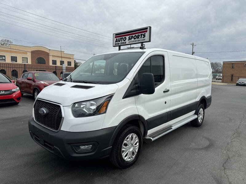 2024 Ford Transit Van Base's photo
