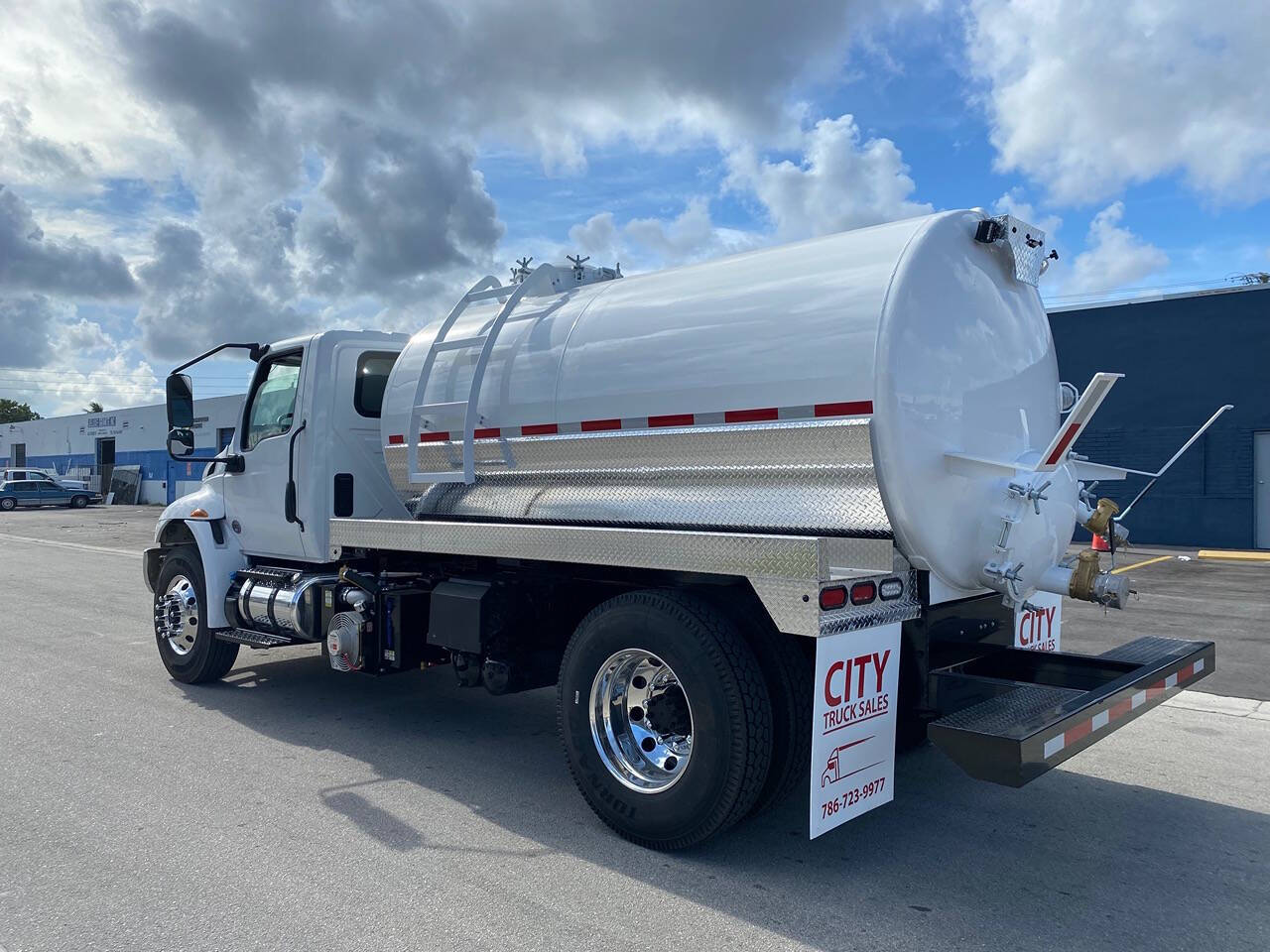 2020 International MV607 for sale at City Truck Sales in Miami , FL