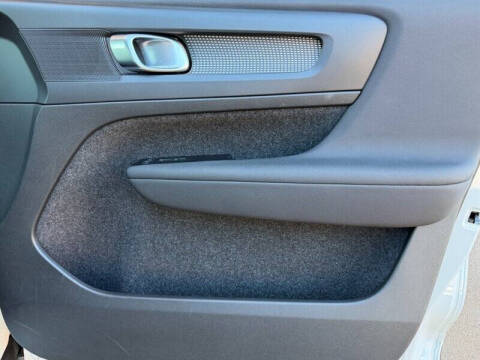 2022 Volvo XC40 Recharge Twin Core