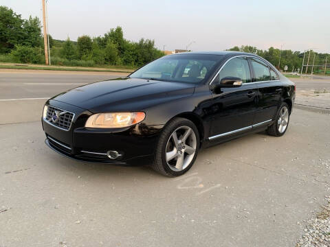 Volvo S80 For Sale in Lee s Summit MO Dutch and Dillon Car Sales