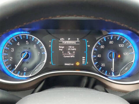 2017 Chrysler Pacifica Touring-L