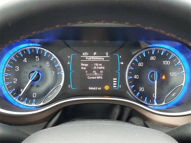 2017 Chrysler Pacifica Touring-L