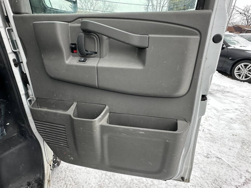 2016 Chevrolet Express 2500