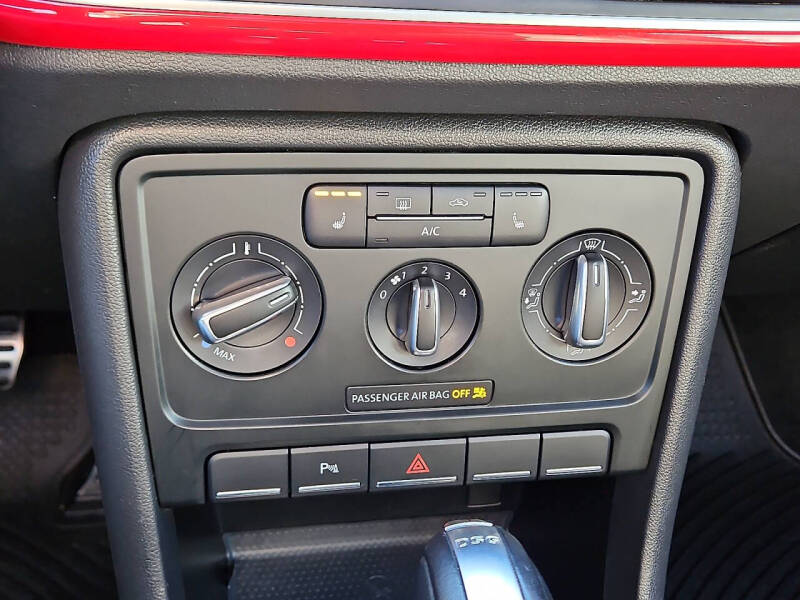 2013 Volkswagen Beetle R-Line PZEV