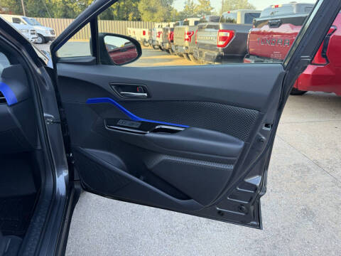 2021 Toyota C-HR XLE