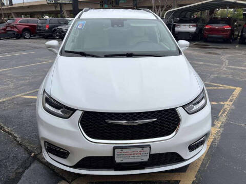 2021 Chrysler Pacifica Touring L