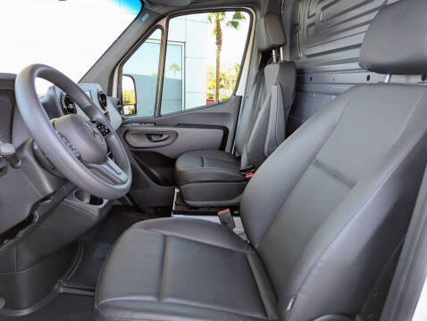 2023 Mercedes-Benz Sprinter 2500