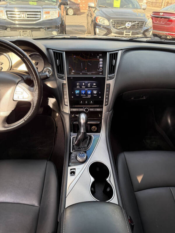 2016 Infiniti Q50 2.0T Premium