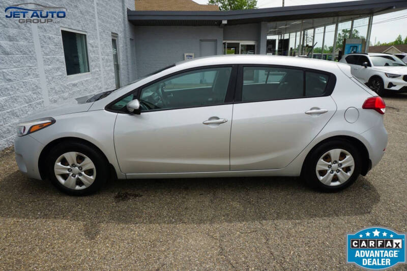 2017 Kia Forte5 LX