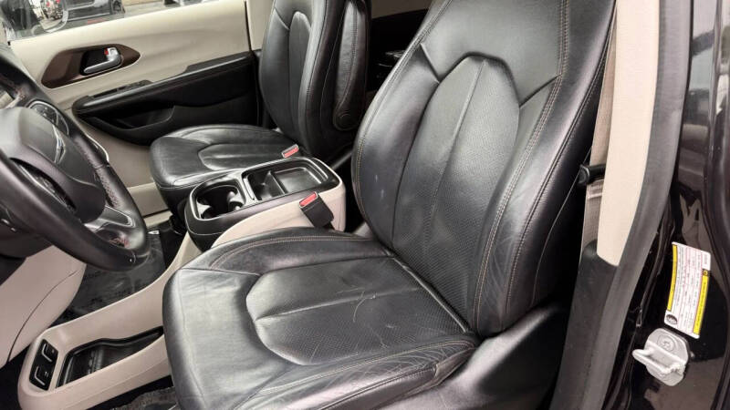 2018 Chrysler Pacifica Touring L