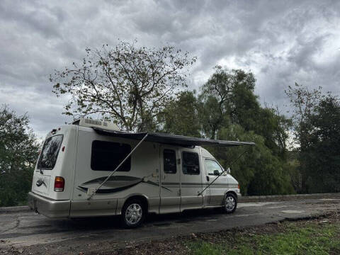 2002 Winnebago Rialta 22QD