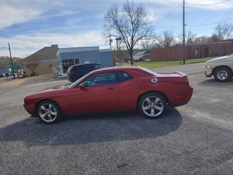 2009 Dodge Challenger for sale at VAUGHN'S USED CARS in Guin AL