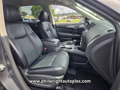 2020 Nissan Pathfinder SL