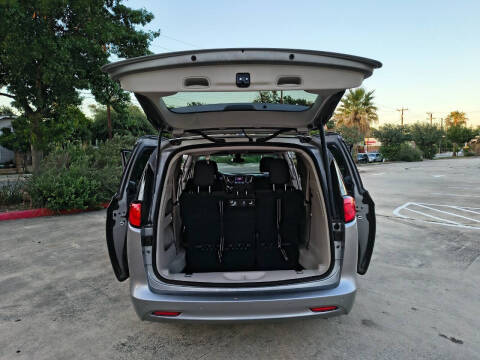2017 Chrysler Pacifica Touring