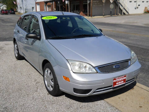 2005 Ford Focus for sale at NEW RICHMOND AUTO SALES in New Richmond OH