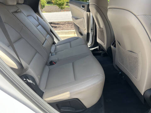 2017 Hyundai Tucson SE Plus