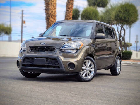 2013 Kia Soul +