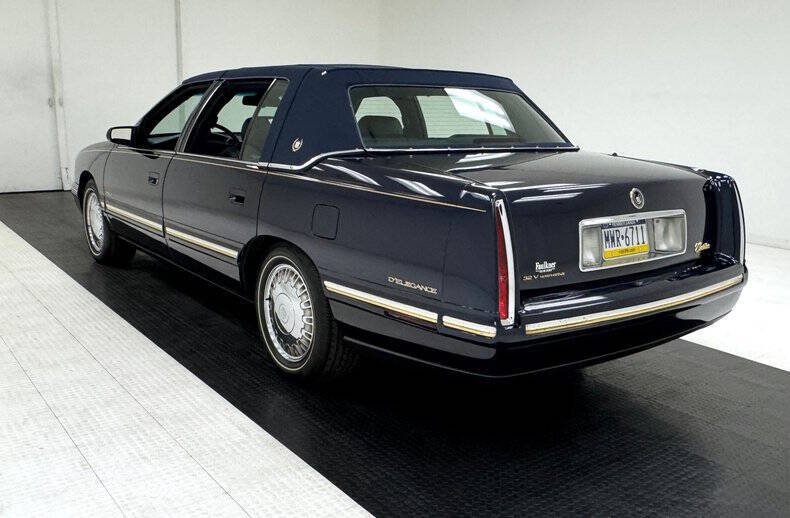 1997 Cadillac DeVille D'elegance