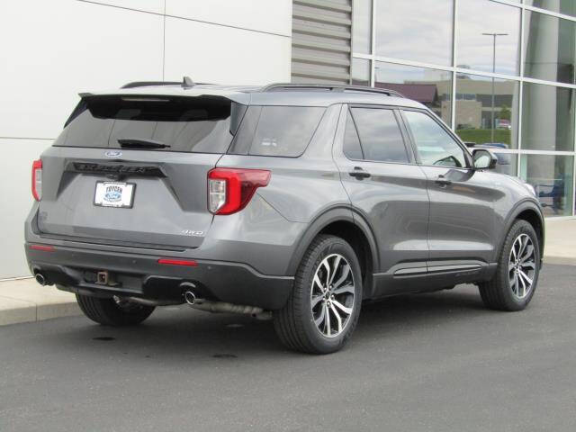 2022 Ford Explorer ST-Line