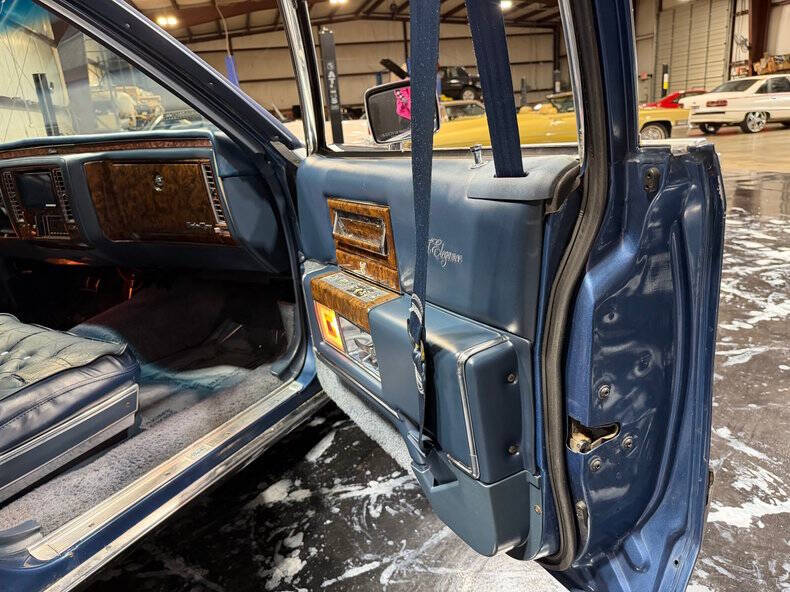 1992 Cadillac Brougham