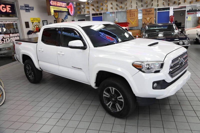 2017 Toyota Tacoma TRD Sport