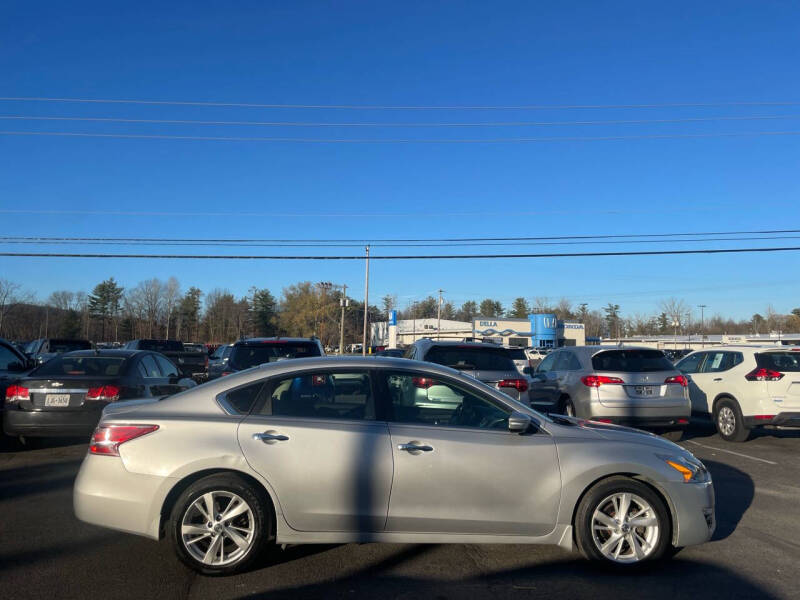 2013 Nissan Altima Sedan SV photo 10