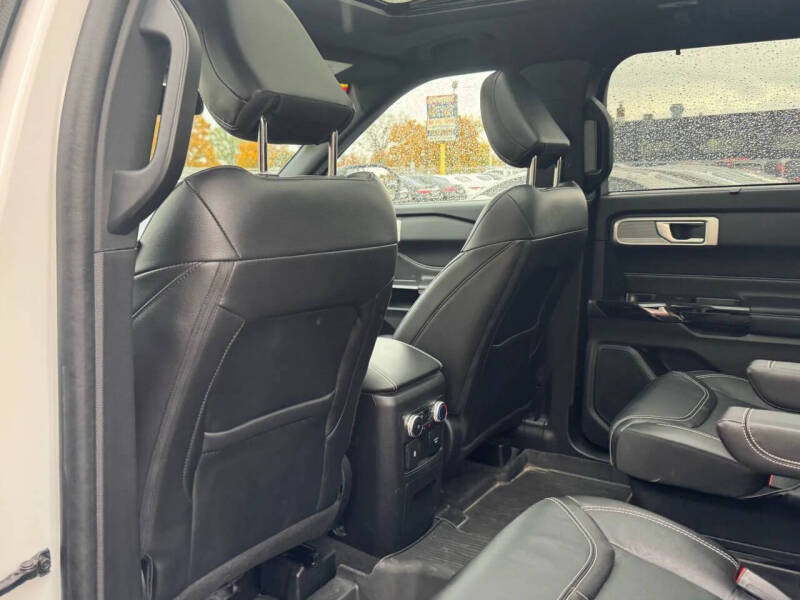 2022 Ford Explorer ST