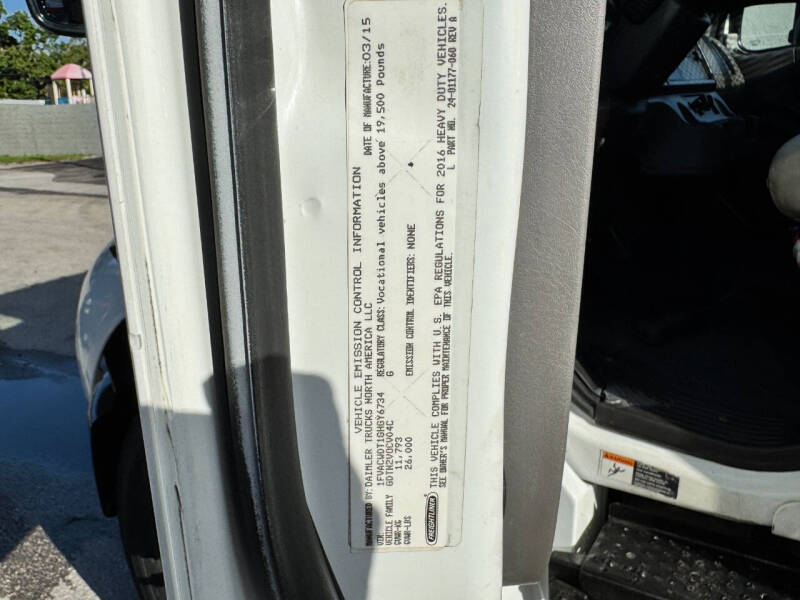 2016 Freightliner M2 106