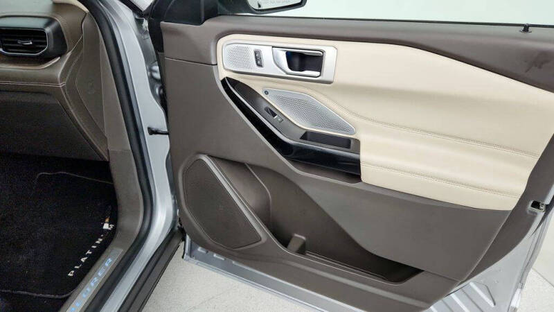 2021 Ford Explorer Platinum