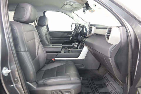 2023 Toyota Tundra Limited HV