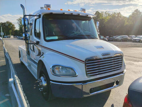 2006 Freightliner M2 106