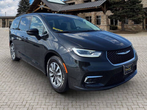 2023 Chrysler Pacifica Plug-In Hybrid Touring L