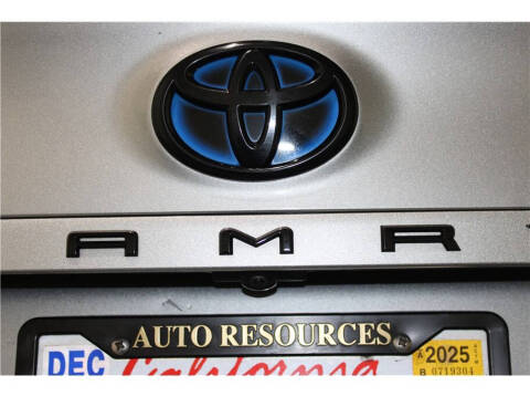 2022 Toyota Camry Hybrid SE Nightshade