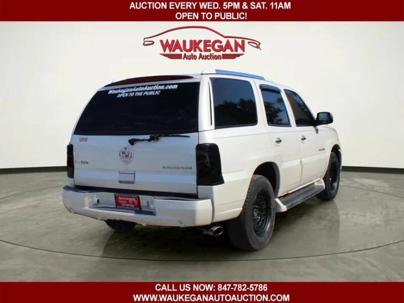 2004 Cadillac Escalade