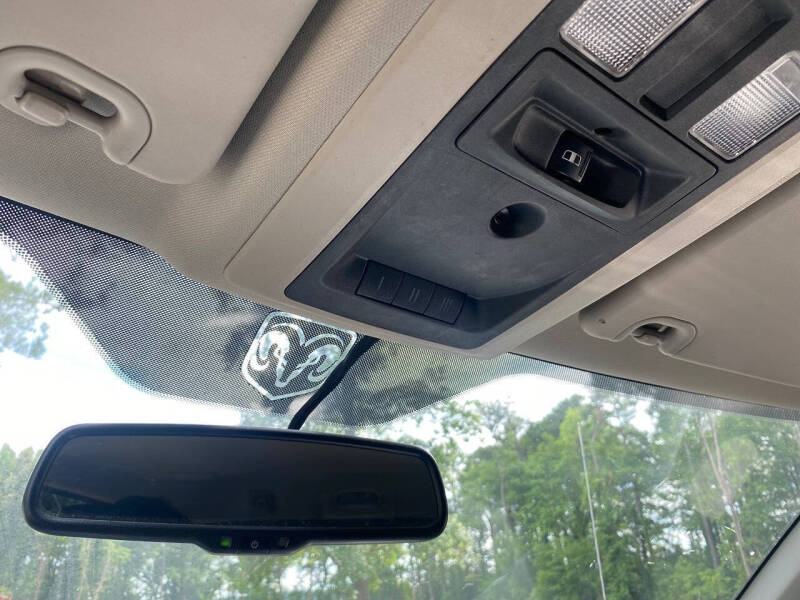 2011 RAM 1500 SLT
