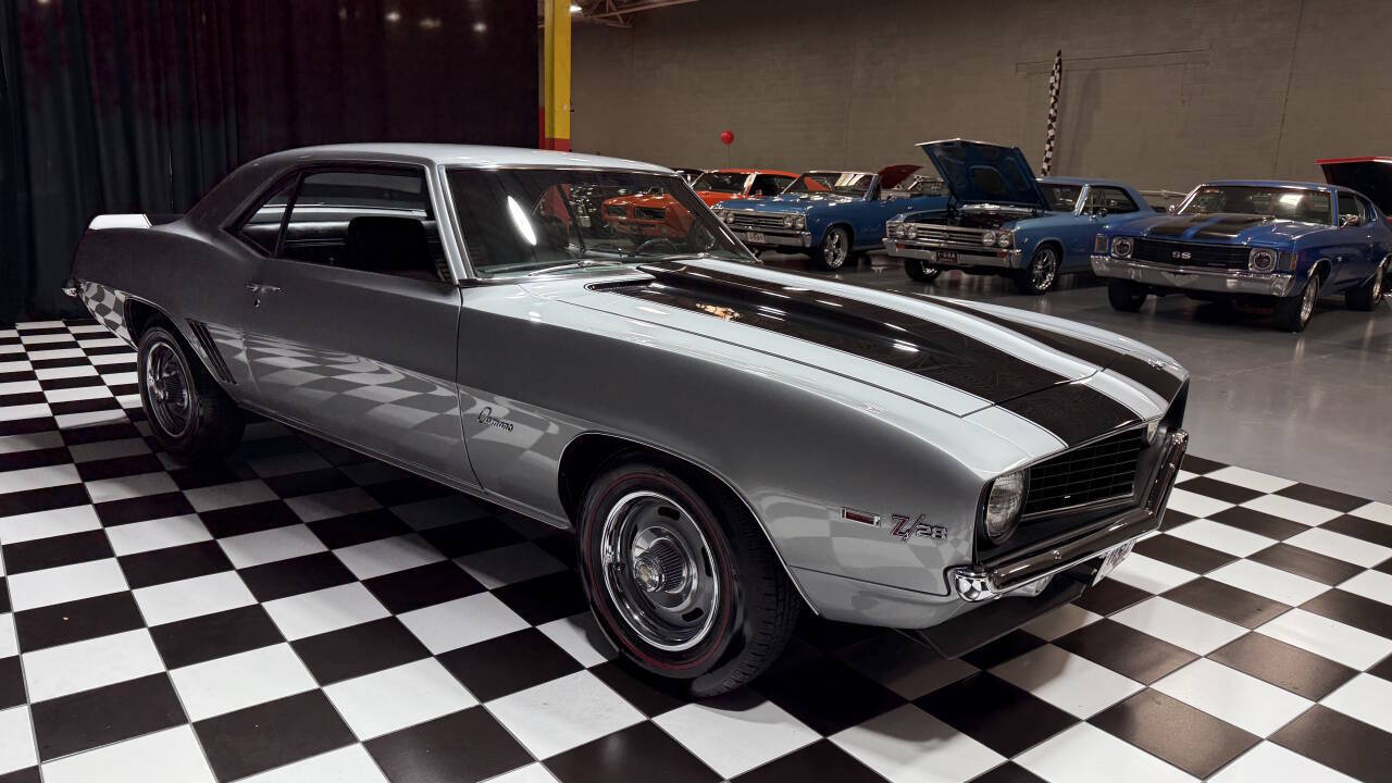 1969 Chevrolet Camaro 13