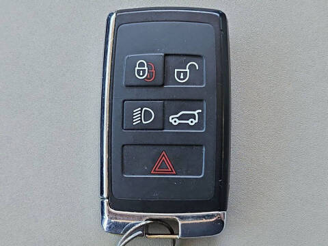 2020 Land Rover Defender 110 SE