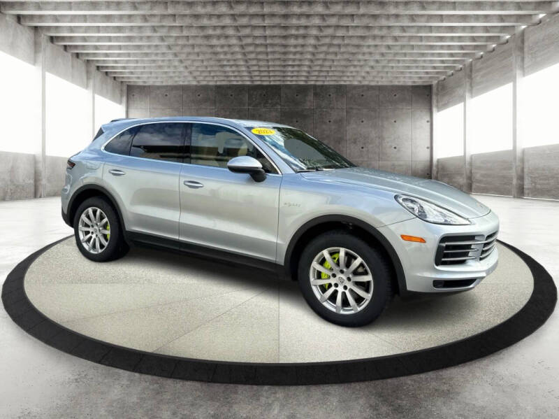 2023 Porsche Cayenne E-Hybrid