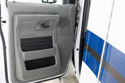 2010 Ford E-Series E-450 SD