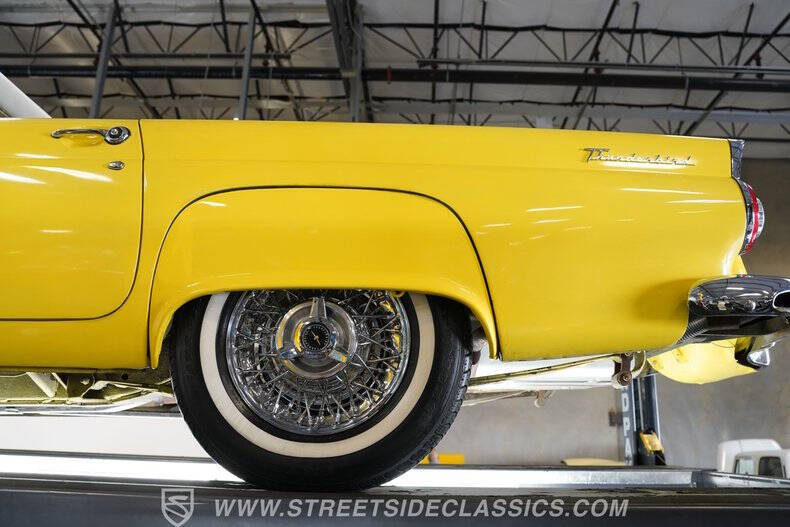 1956 Ford Thunderbird