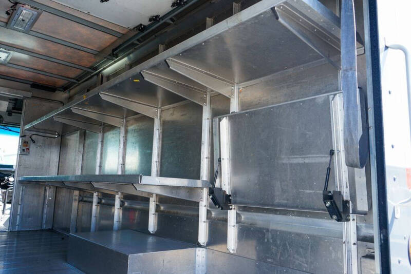 2020 Freightliner MT45 Chassis
