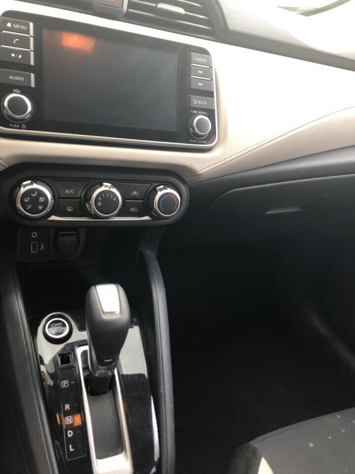 2021 NISSAN Versa Sedan - $17,900