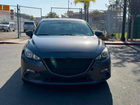 2016 Mazda MAZDA3 i Sport