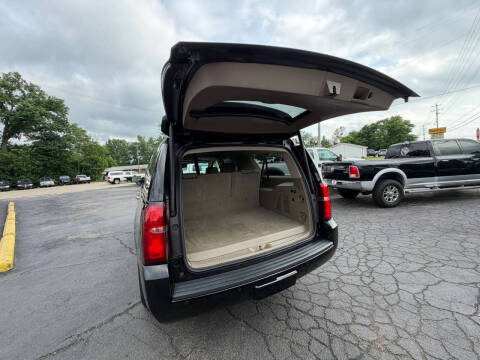 2017 Chevrolet Suburban LT