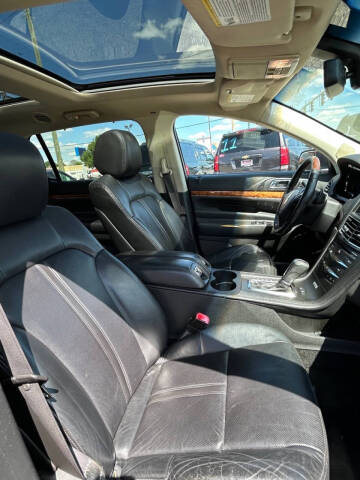 2013 Lincoln MKT EcoBoost