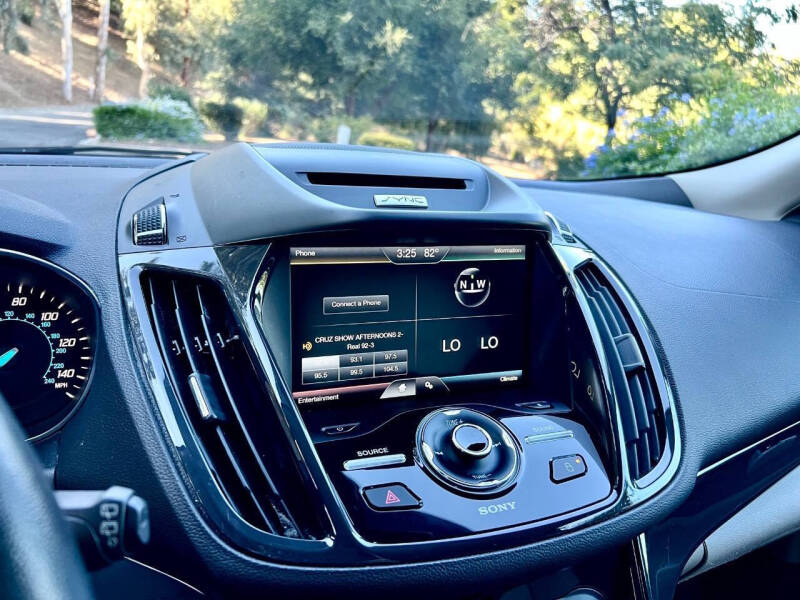 2015 Ford Escape Titanium