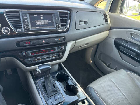2017 Kia Sedona EX