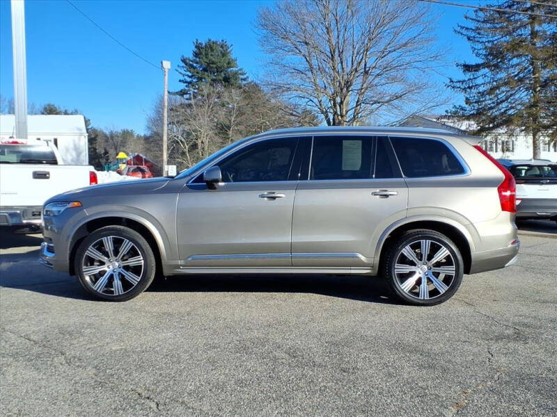 2022 Volvo XC90 T6 Inscription 6-Passenger