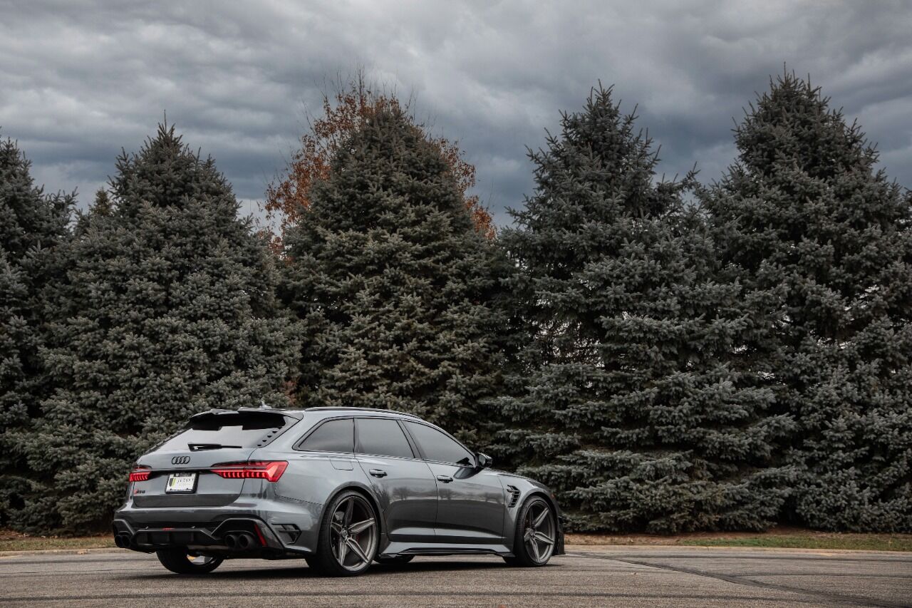 2021 Audi RS 6 Avant 4