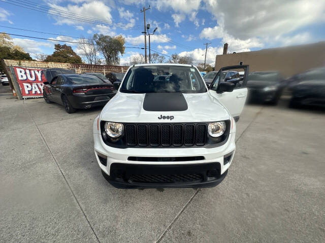 2022 Jeep Renegade for sale at VIP Motor Sales in Hazel Park, MI